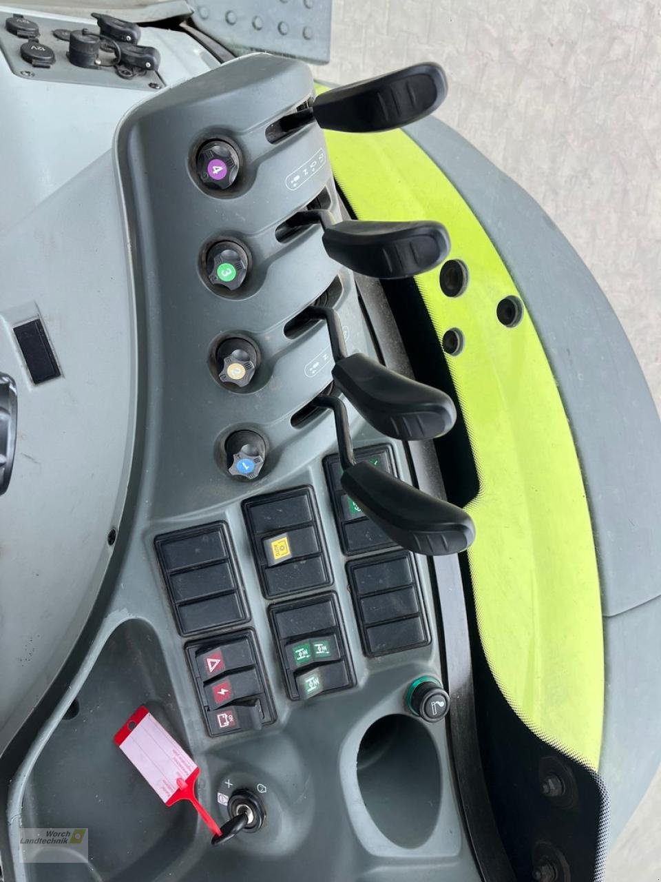 Traktor des Typs CLAAS Arion 630 CIS, Mietmaschine in Schora (Bild 15)