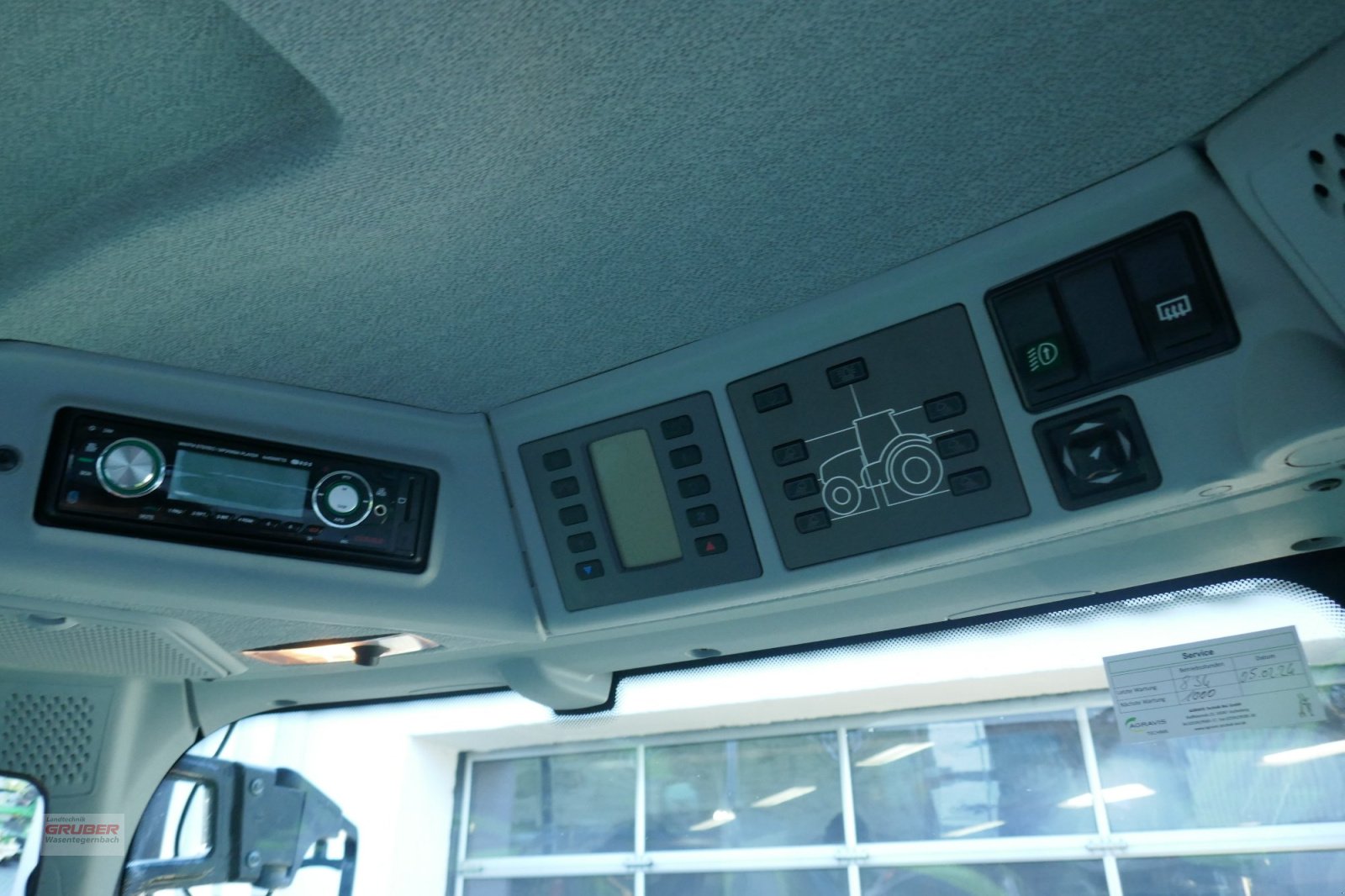 Traktor van het type CLAAS Arion 630 CMATIC CEBIS, Gebrauchtmaschine in Dorfen (Foto 12)