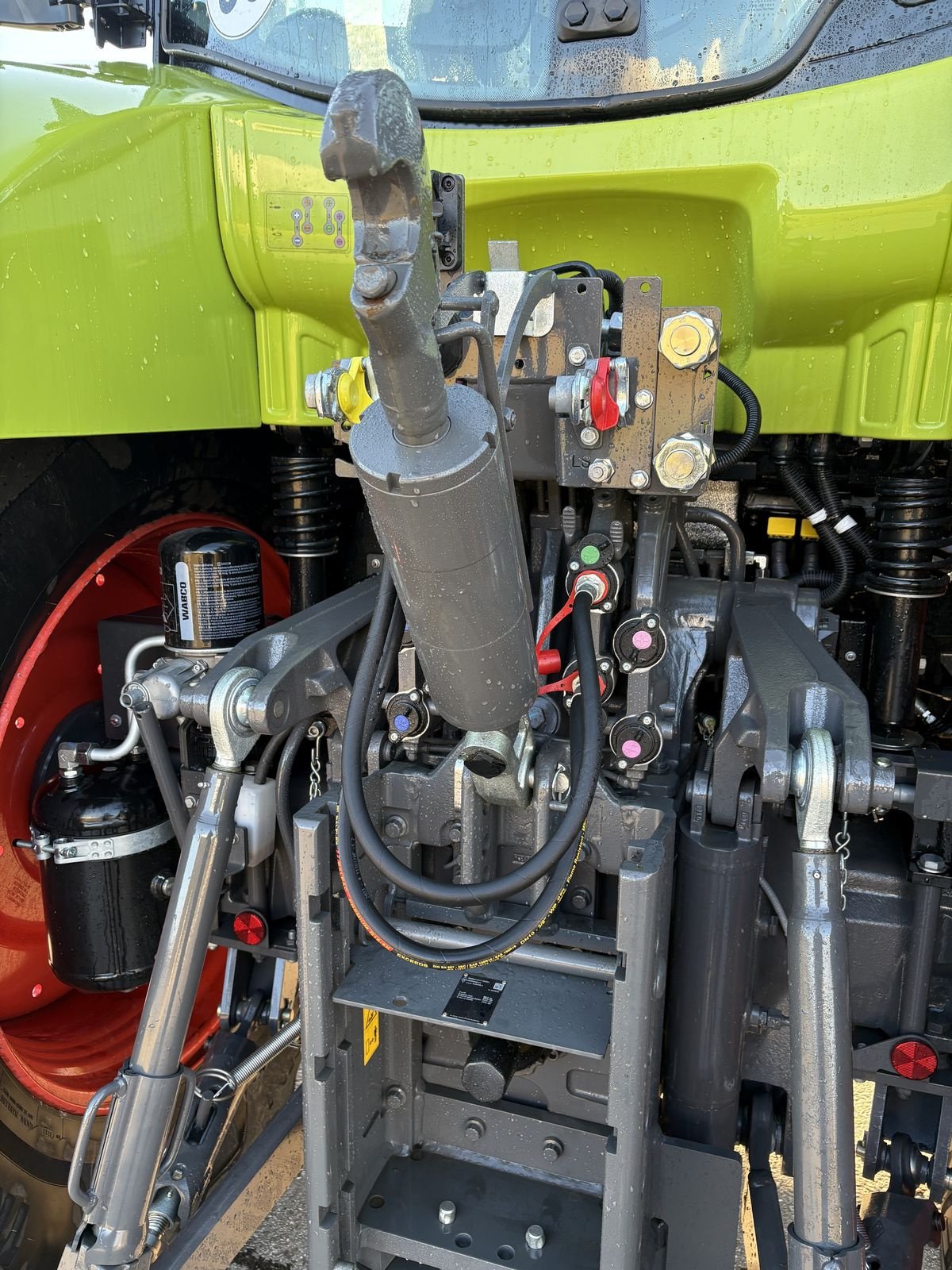 Traktor des Typs CLAAS Arion 630 CMATIC CEBIS, Neumaschine in Pischelsdorf am Engelbach (Bild 7)