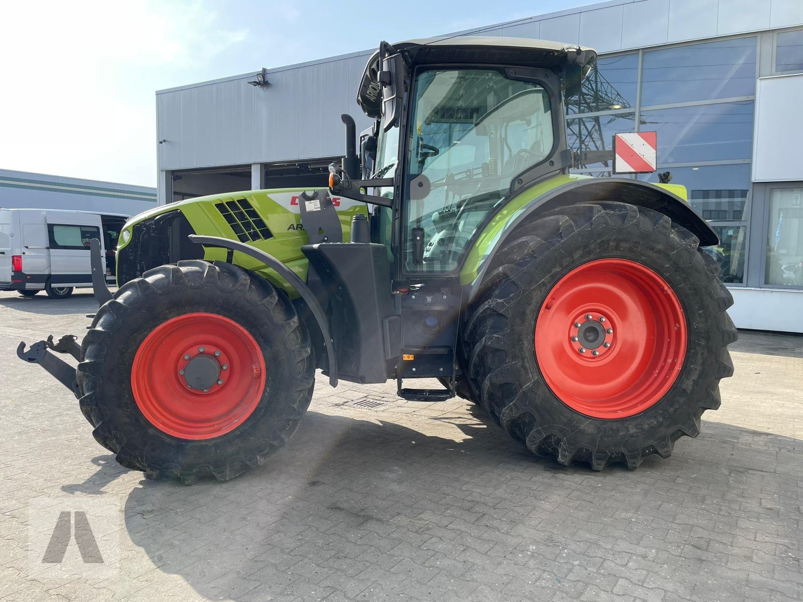 Traktor типа CLAAS Arion 630 CMATIC, Gebrauchtmaschine в Regensburg (Фотография 3)