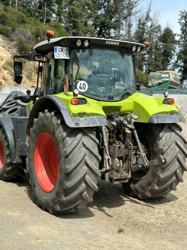 Traktor van het type CLAAS ARION 630 - S5 CONCEPT, Gebrauchtmaschine in Feurs (Foto 4)