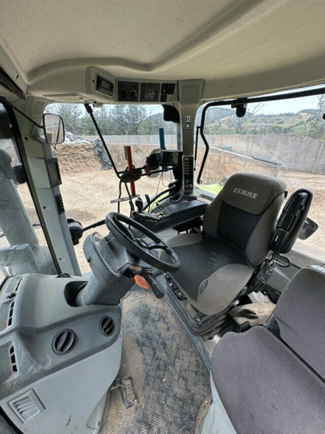 Traktor van het type CLAAS ARION 630 - S5 CONCEPT, Gebrauchtmaschine in Feurs (Foto 5)