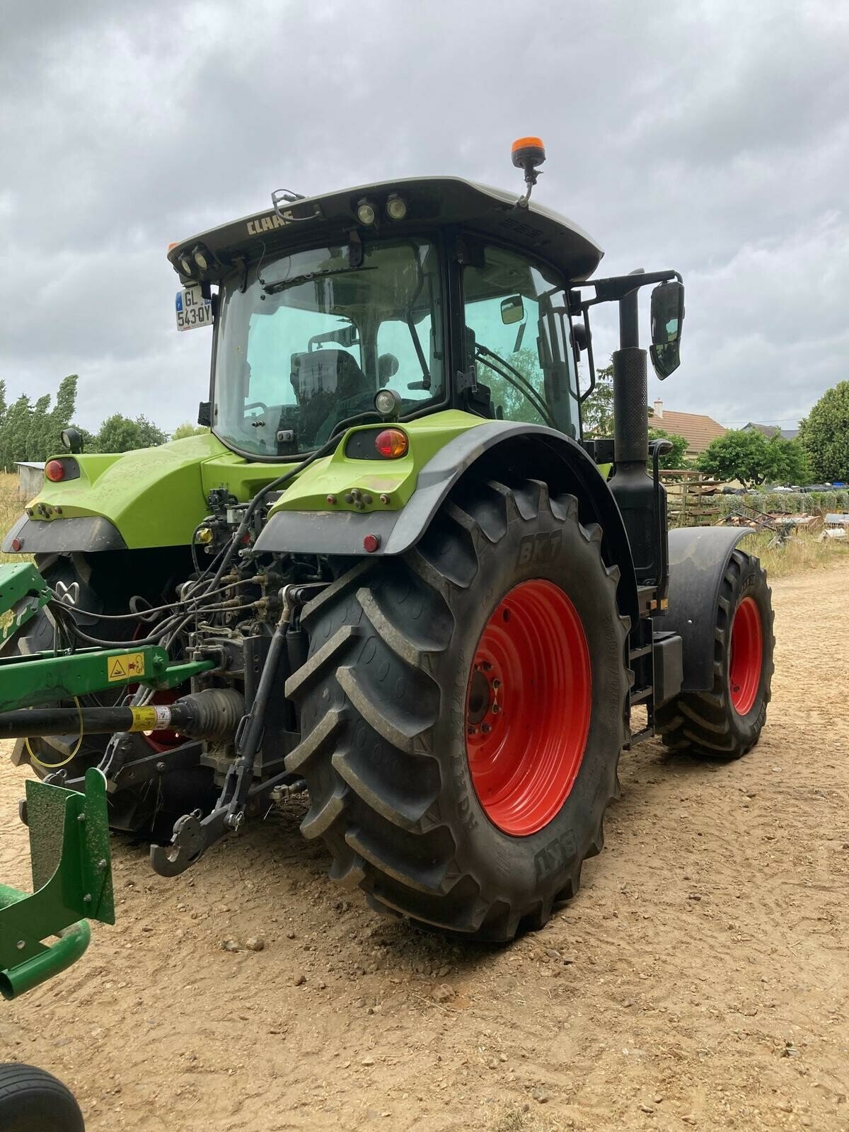 Traktor του τύπου CLAAS ARION 630 - S5 CONCEPT, Gebrauchtmaschine σε ST CLEMENT DE LA PLACE (Φωτογραφία 4)