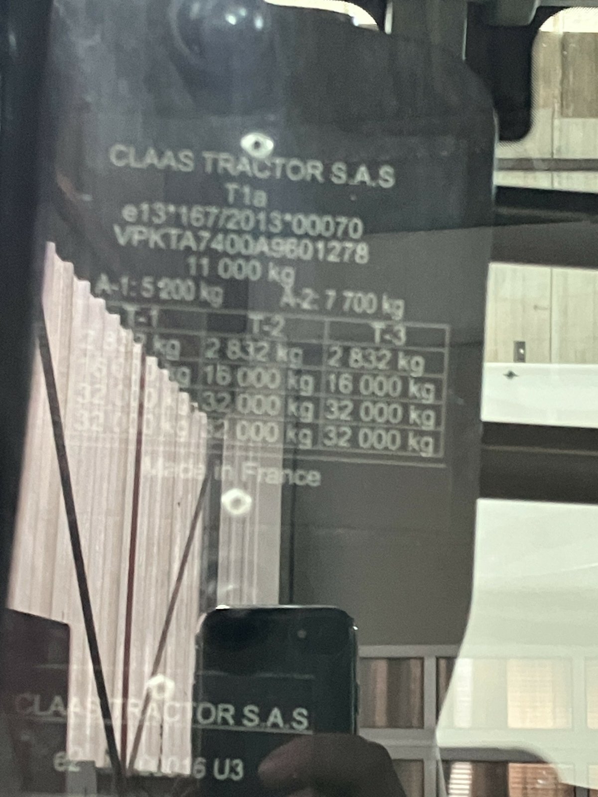 Traktor του τύπου CLAAS ARION 630 ST5 6PS CONCEPT, Gebrauchtmaschine σε VAROIS & CHAIGNOT (Φωτογραφία 11)