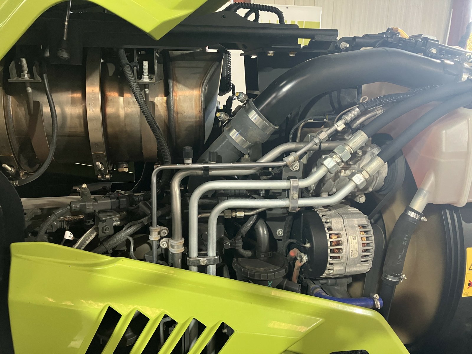 Traktor του τύπου CLAAS ARION 630 ST5 6PS CONCEPT, Gebrauchtmaschine σε VAROIS & CHAIGNOT (Φωτογραφία 8)