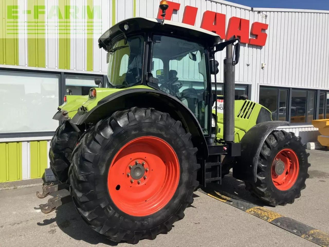 Traktor от тип CLAAS arion 630 t4i cis, Gebrauchtmaschine в BLENDECQUES (Снимка 2)