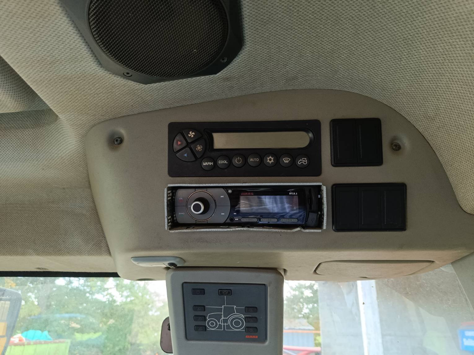 Traktor del tipo CLAAS ARION 630, Gebrauchtmaschine en Le Horps (Imagen 7)