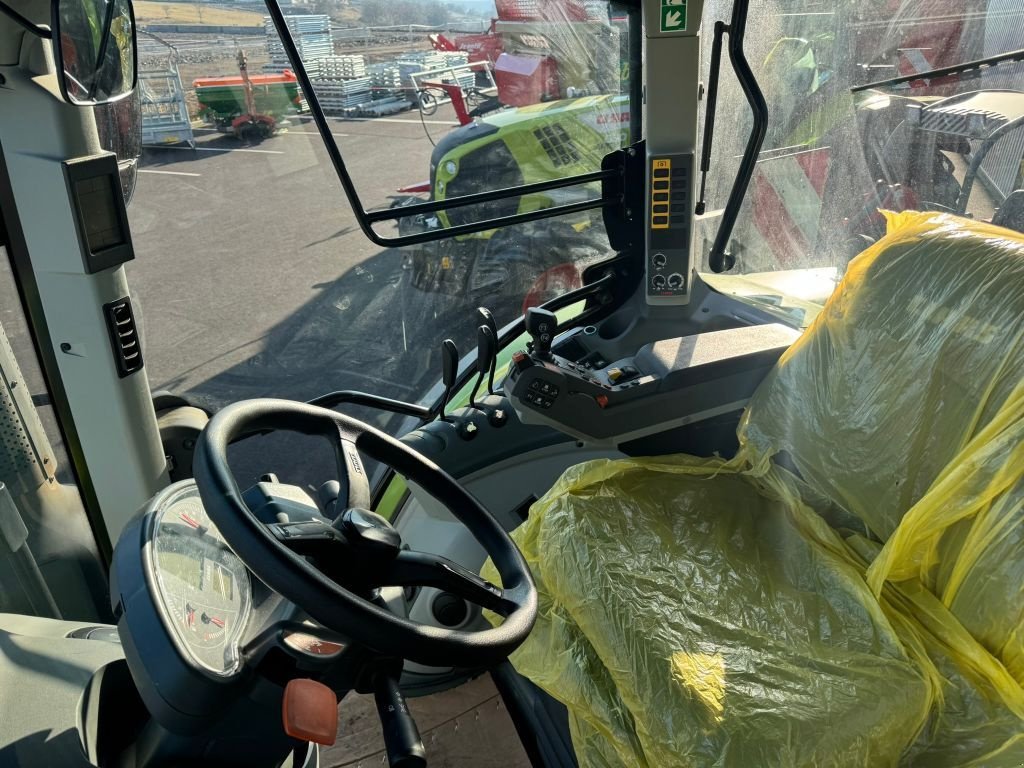 Traktor типа CLAAS ARION 630, Gebrauchtmaschine в SAINTE GENEVIEVE SUR AGENCE (Фотография 4)