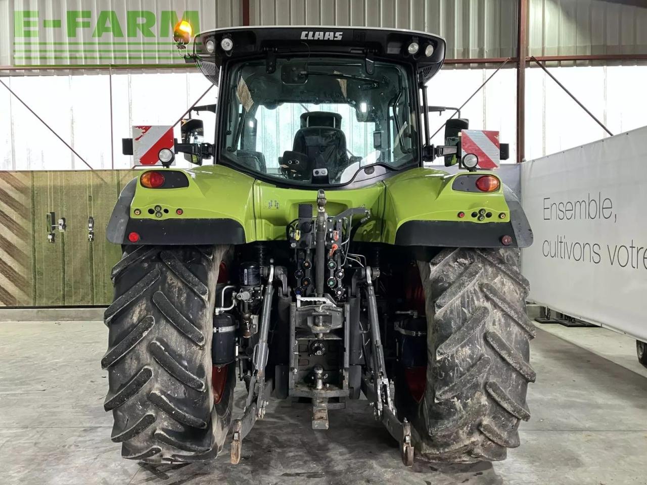 Traktor typu CLAAS arion 630, Gebrauchtmaschine w VAROIS-ET-CHAIGNOT (Zdjęcie 7)