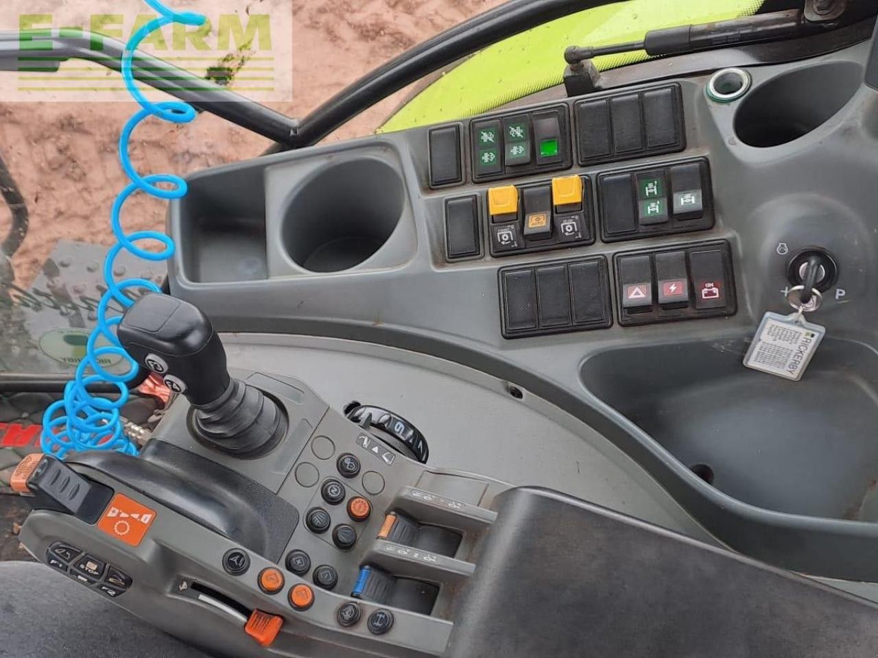 Traktor of the type CLAAS ARION 630, Gebrauchtmaschine in PENRITH (Picture 4)