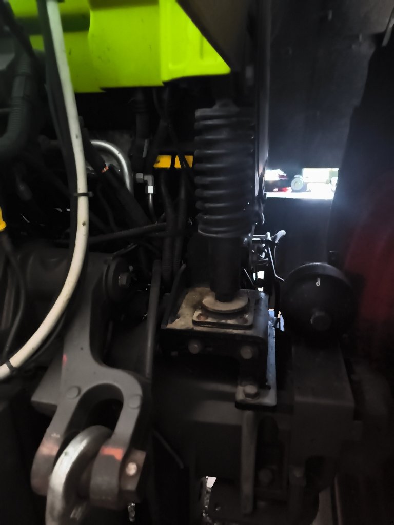 Traktor tipa CLAAS ARION 630, Gebrauchtmaschine u LABASTIDE MURAT (Slika 8)