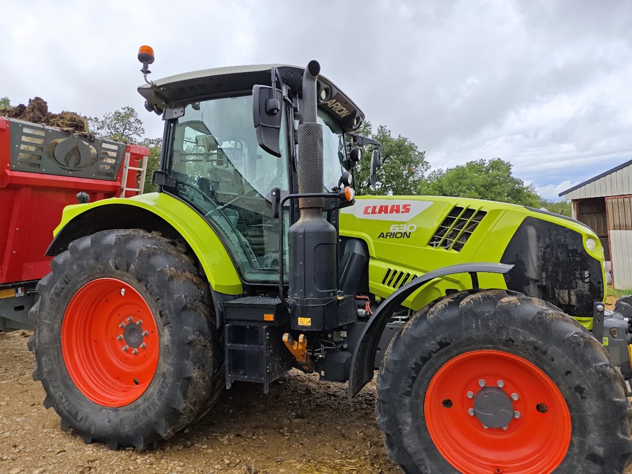 Traktor tip CLAAS ARION 630, Gebrauchtmaschine in MORLHON LE HAUT (Poză 2)