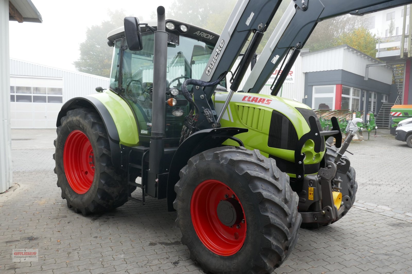 Traktor del tipo CLAAS Arion 640 CEBIS mit Quicke Frontlader Q66, Gebrauchtmaschine en Dorfen (Imagen 5)
