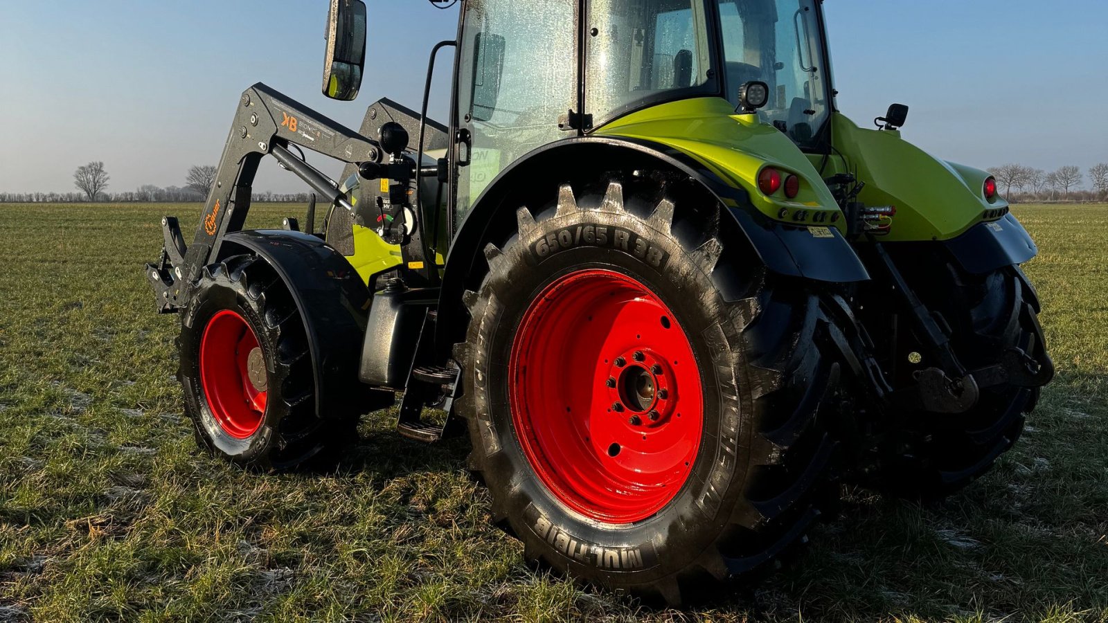 Traktor des Typs CLAAS ARION 640 CEBIS, Gebrauchtmaschine in Roslev (Bild 4)