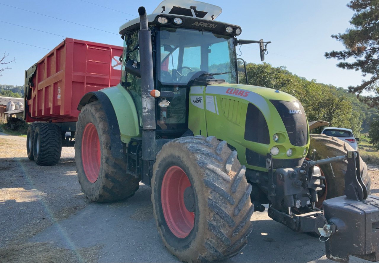 Traktor tip CLAAS ARION 640 cebis, Gebrauchtmaschine in MORLHON LE HAUT (Poză 2)