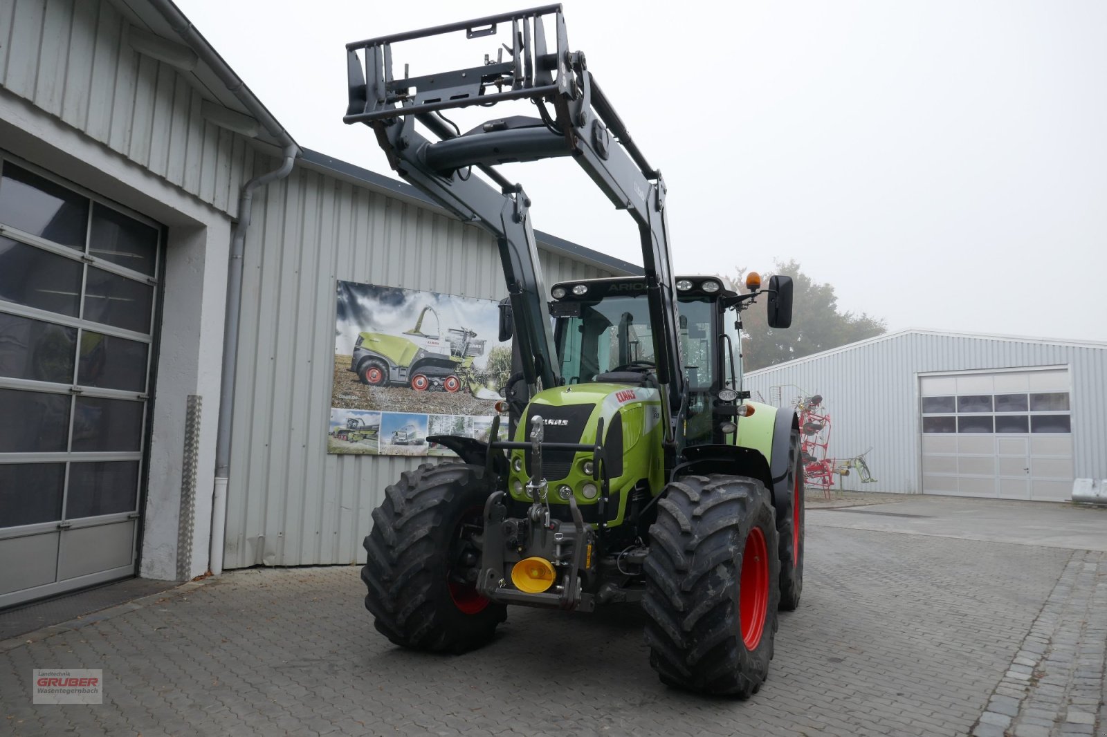 Traktor typu CLAAS Arion 640 CEBIS, Gebrauchtmaschine v Dorfen (Obrázek 2)