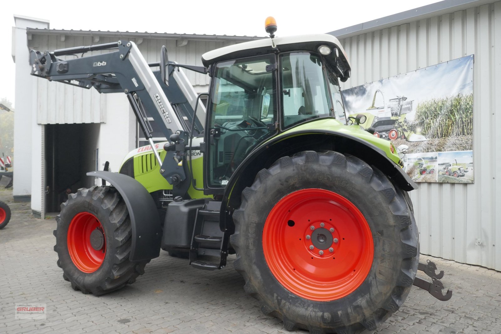 Traktor typu CLAAS Arion 640 CEBIS, Gebrauchtmaschine v Dorfen (Obrázek 9)