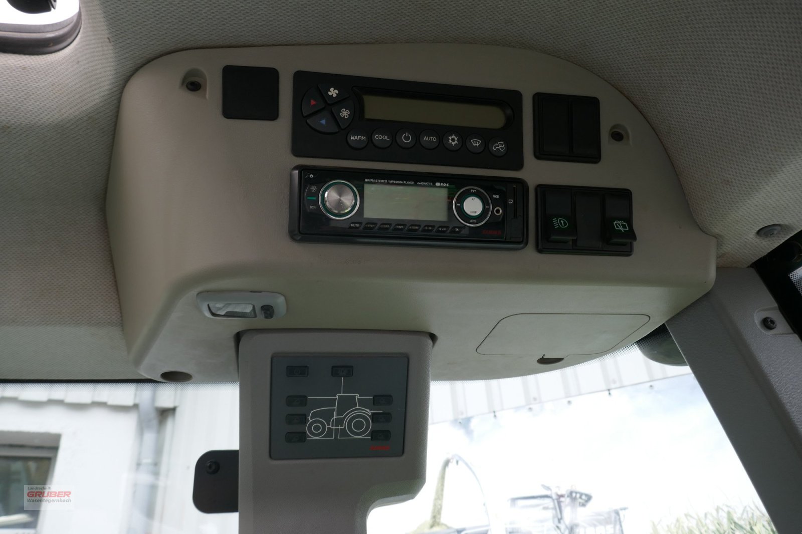 Traktor typu CLAAS Arion 640 CEBIS, Gebrauchtmaschine v Dorfen (Obrázek 14)