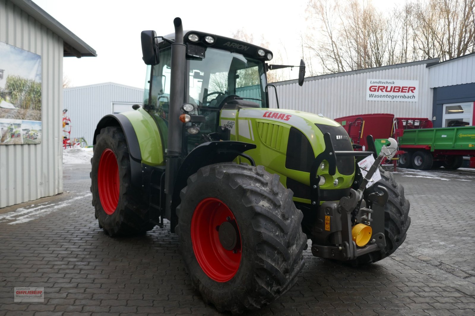 Traktor a típus CLAAS Arion 640 CEBIS, Gebrauchtmaschine ekkor: Dorfen (Kép 3)