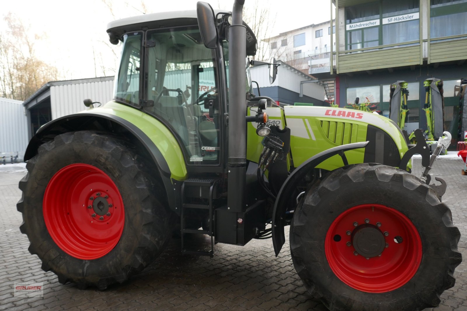 Traktor a típus CLAAS Arion 640 CEBIS, Gebrauchtmaschine ekkor: Dorfen (Kép 4)