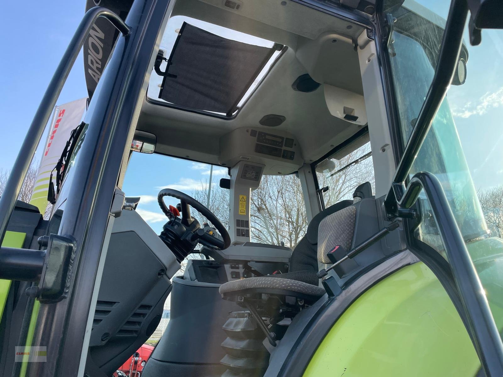 Traktor типа CLAAS Arion 640 CEBIS, Gebrauchtmaschine в Langenau (Фотография 4)