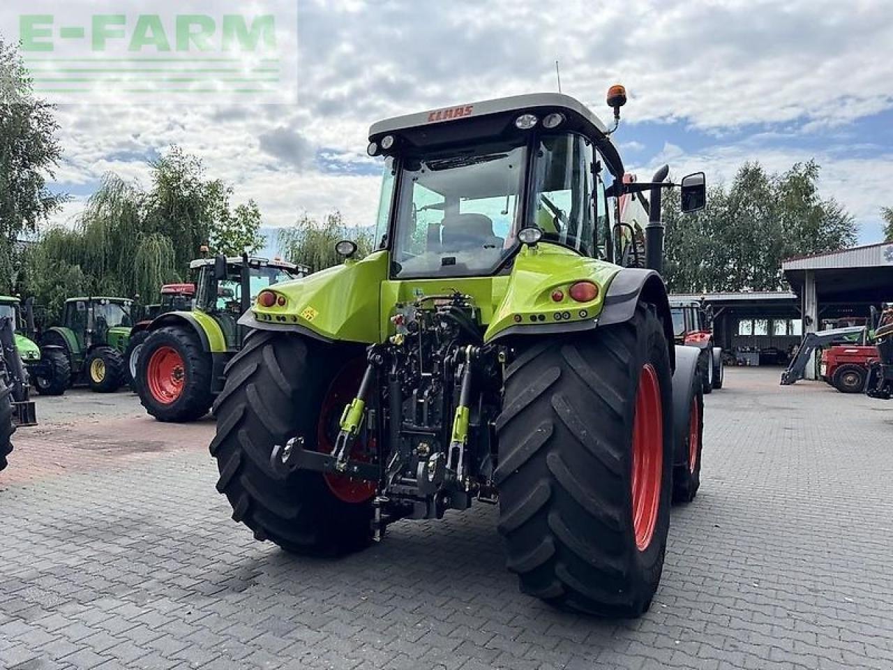 Traktor типа CLAAS arion 640 cis + quicke q65 CIS, Gebrauchtmaschine в DAMAS?AWEK (Фотография 7)
