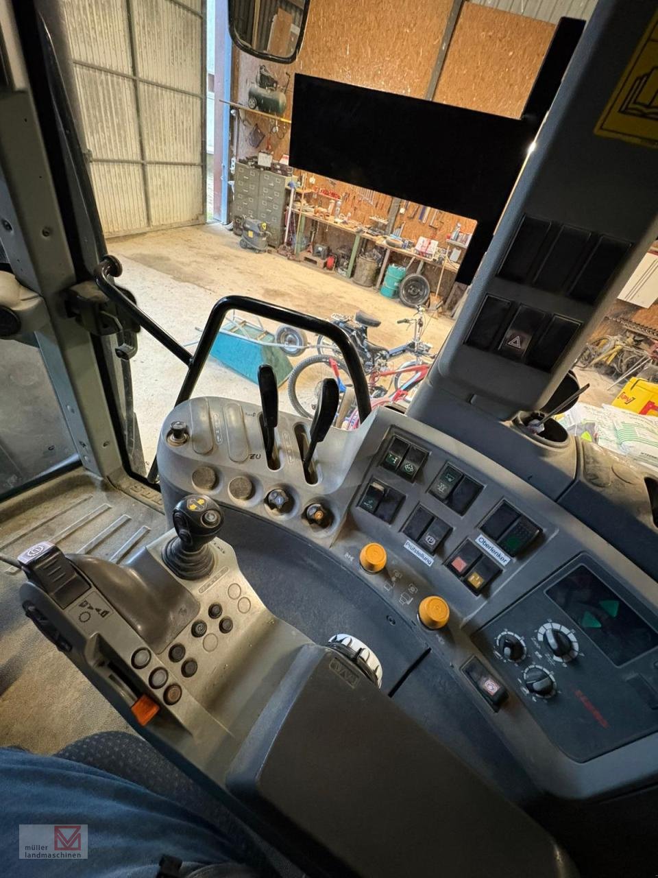 Traktor za tip CLAAS Arion 640 CIS, Gebrauchtmaschine u Bonndorf (Slika 4)