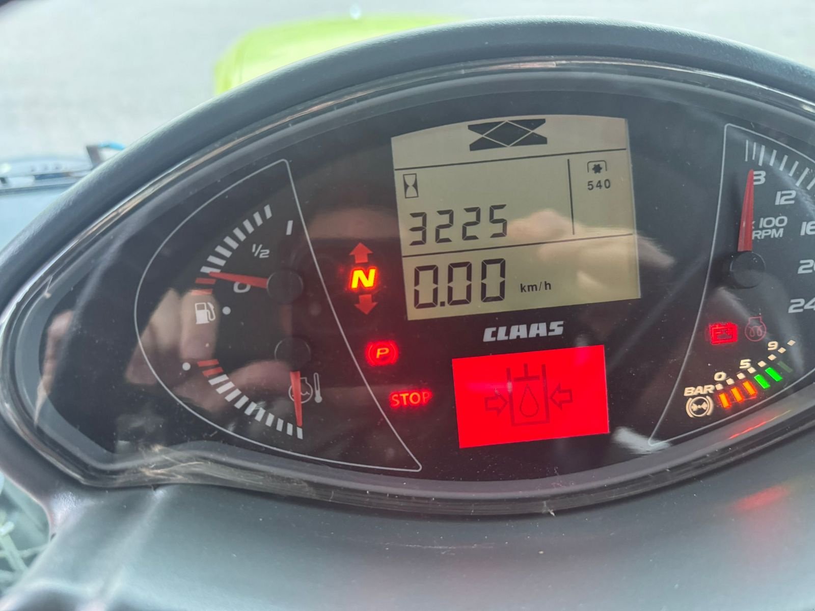 Traktor des Typs CLAAS Arion 640 CMATIC, Gebrauchtmaschine in Mistelbach (Bild 11)