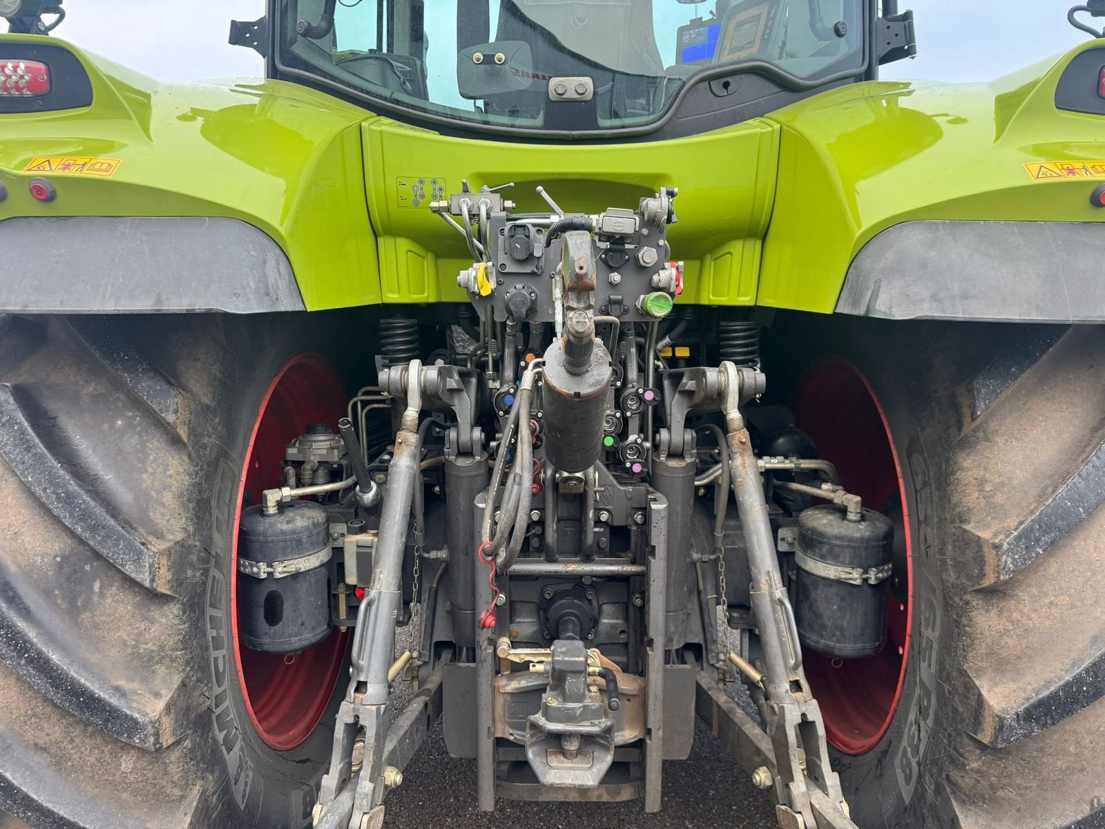 Traktor des Typs CLAAS Arion 640 CMATIC, Gebrauchtmaschine in Mistelbach (Bild 3)