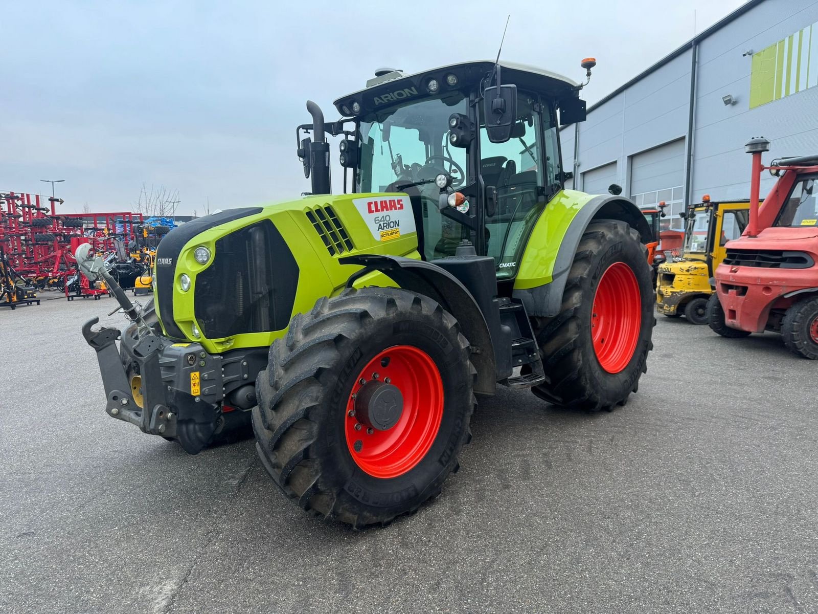 Traktor des Typs CLAAS Arion 640 CMATIC, Gebrauchtmaschine in Mistelbach (Bild 13)