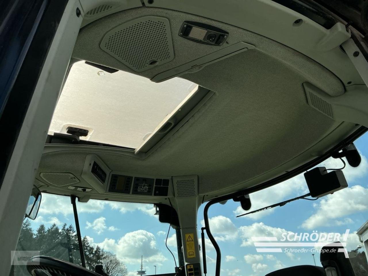 Traktor Türe ait CLAAS ARION 640 HEXASHIFT, Gebrauchtmaschine içinde Hemmoor (resim 10)