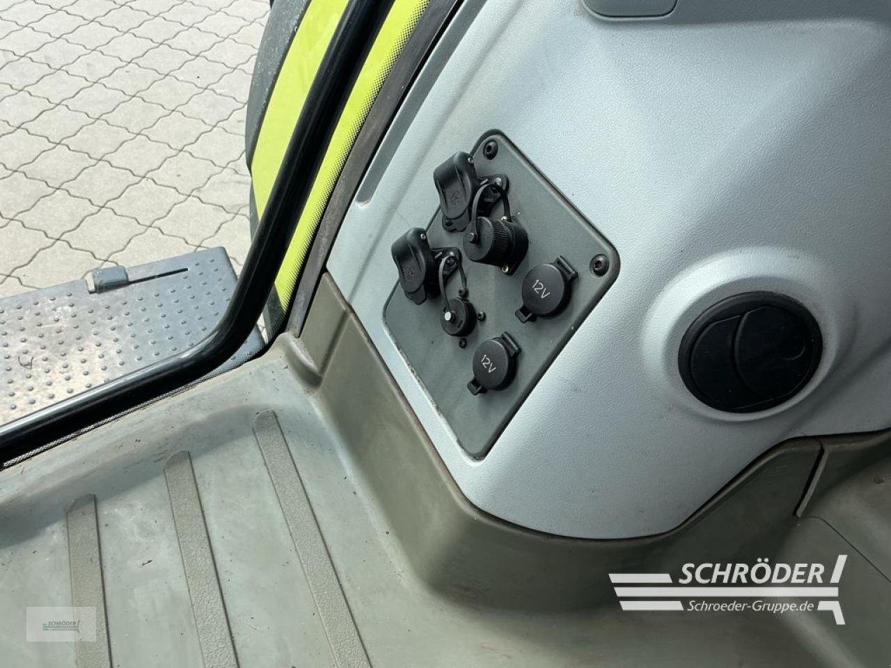 Traktor Türe ait CLAAS ARION 640 HEXASHIFT, Gebrauchtmaschine içinde Hemmoor (resim 15)