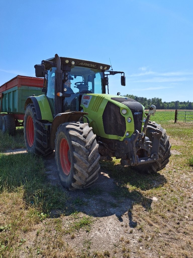 Traktor of the type CLAAS ARION 640, Gebrauchtmaschine in PUSEY (Picture 1)