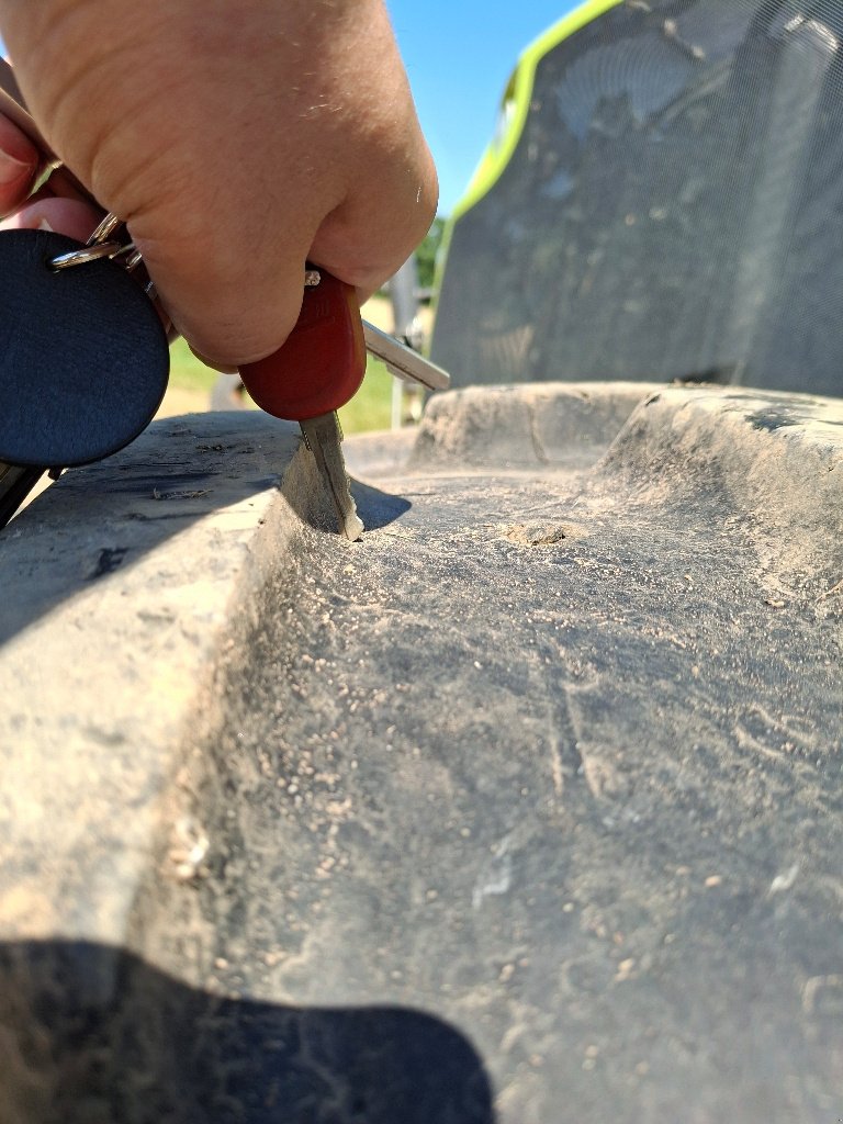 Traktor of the type CLAAS ARION 640, Gebrauchtmaschine in PUSEY (Picture 10)