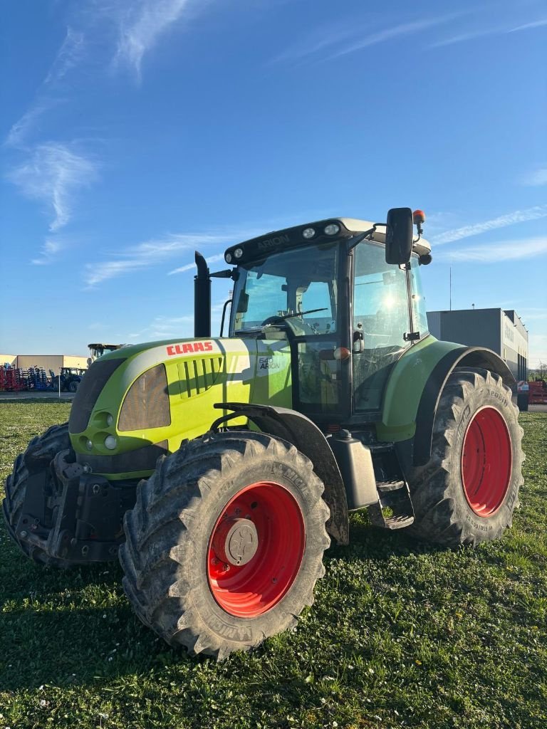 Traktor typu CLAAS ARION 640, Gebrauchtmaschine w VERT TOULON (Zdjęcie 4)