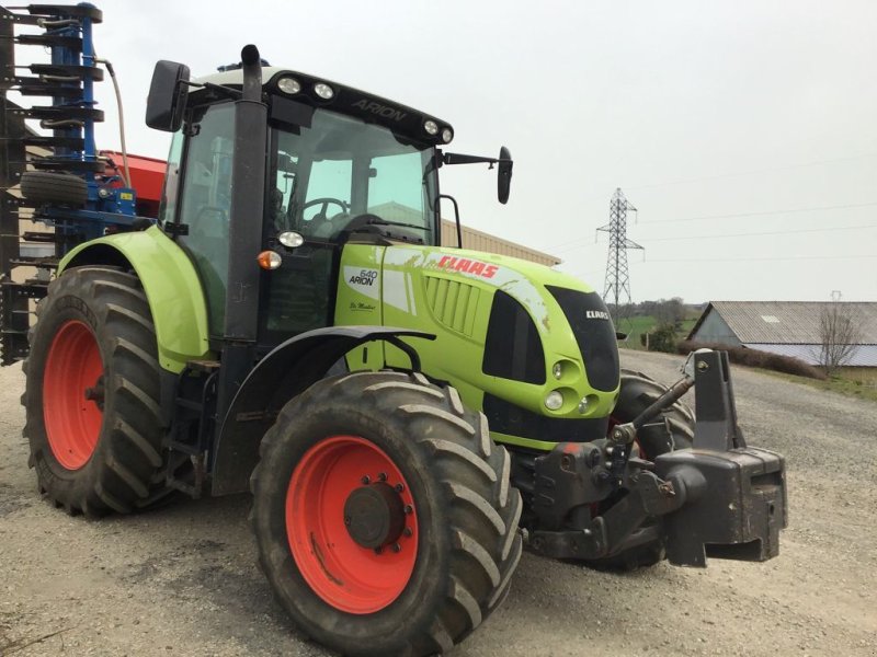 Traktor of the type CLAAS ARION 640, Gebrauchtmaschine in SAINTE GENEVIEVE SUR AGENCE (Picture 1)
