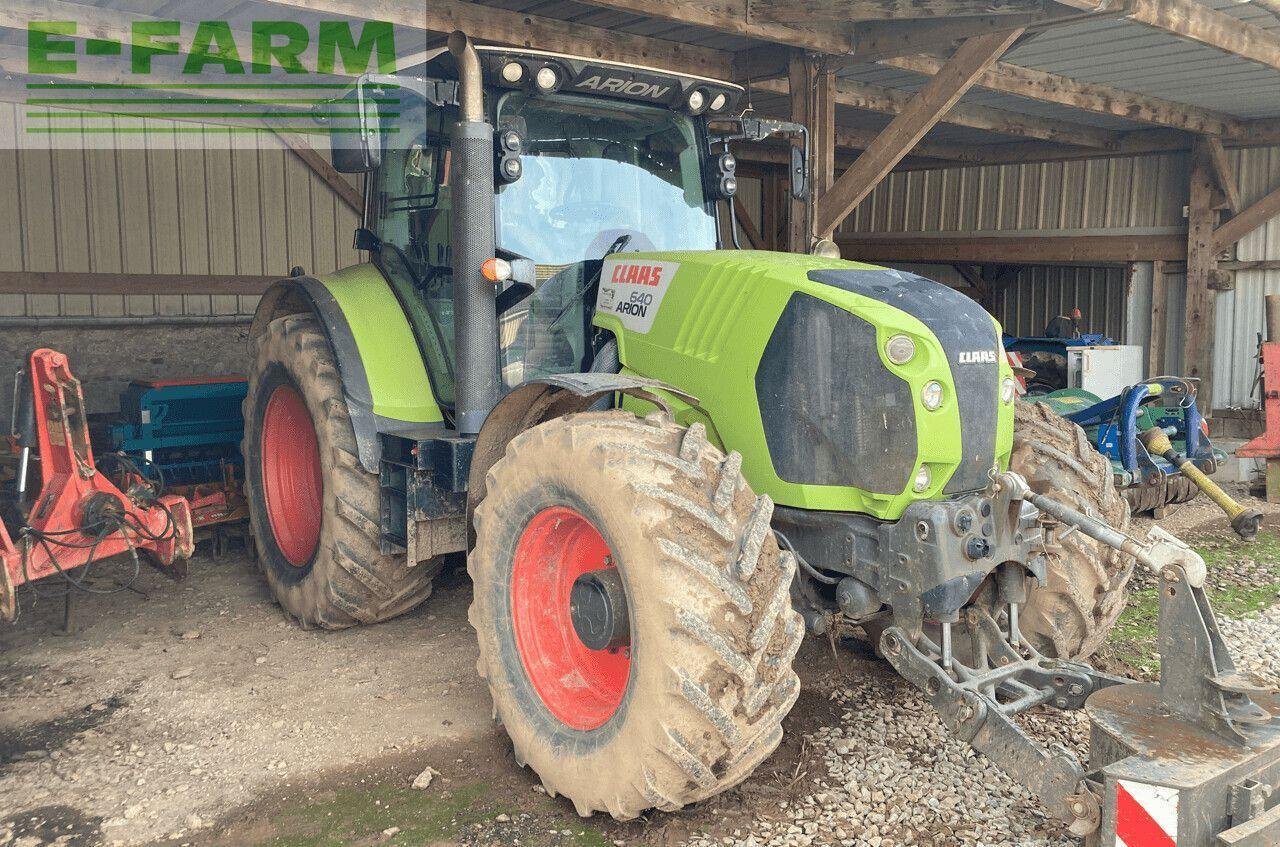 Traktor типа CLAAS arion 640, Gebrauchtmaschine в PONTIVY (56 - MORBIHAN) (Фотография 1)