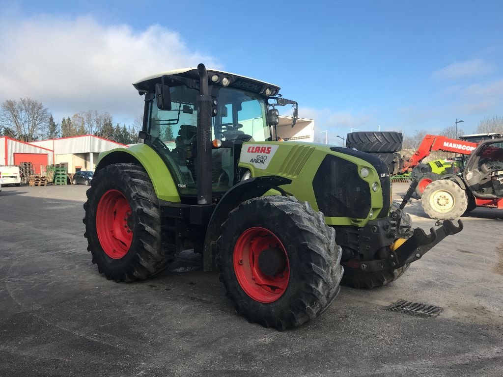 Traktor a típus CLAAS ARION 640, Gebrauchtmaschine ekkor: MORLHON LE HAUT (Kép 4)
