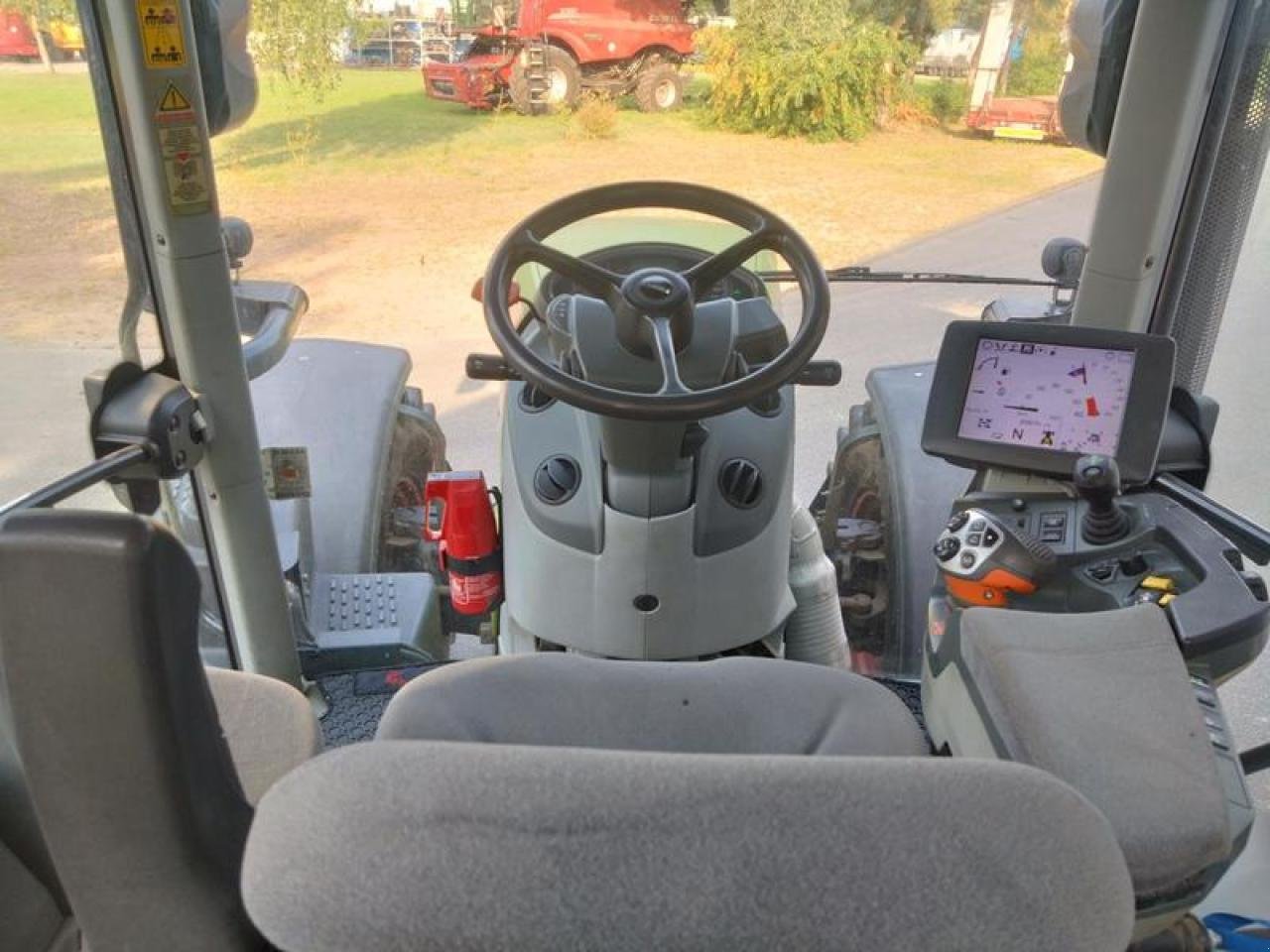 Traktor типа CLAAS ARION 640, Gebrauchtmaschine в Vehlow (Фотография 7)