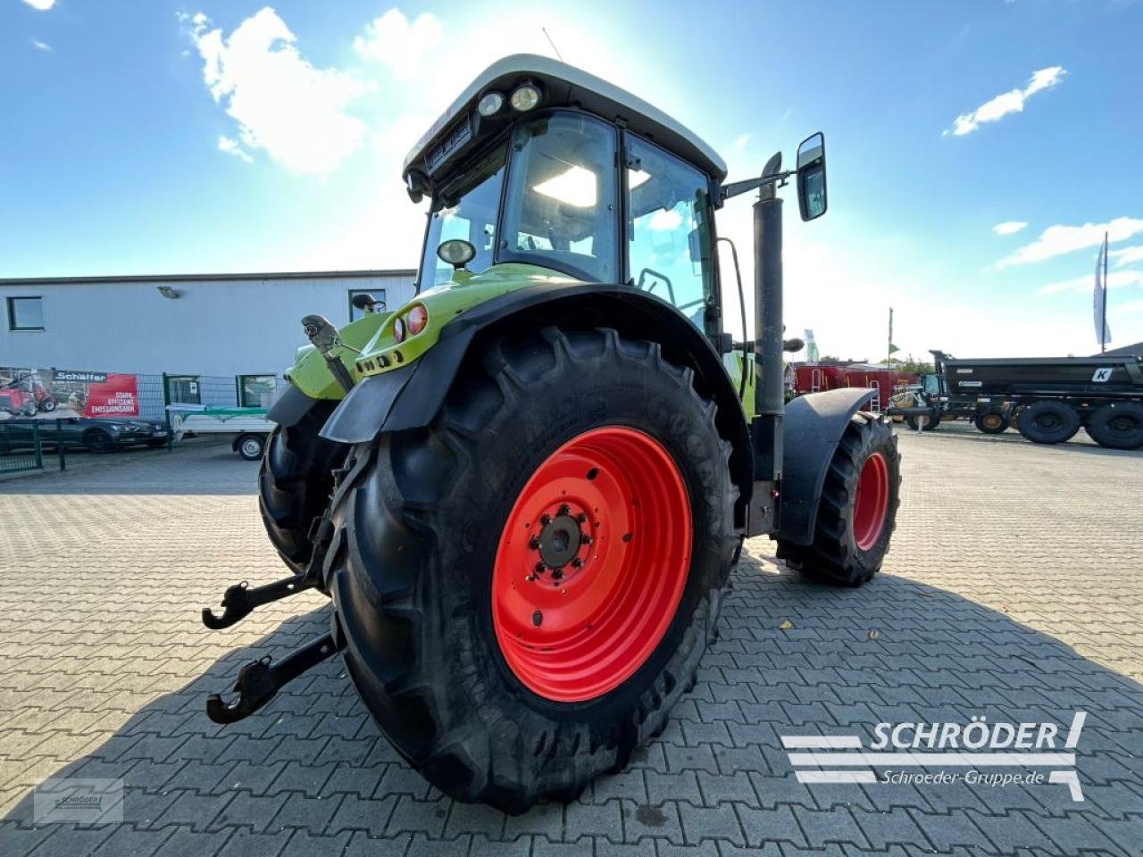 Traktor van het type CLAAS ARION 640, Gebrauchtmaschine in Wildeshausen (Foto 5)