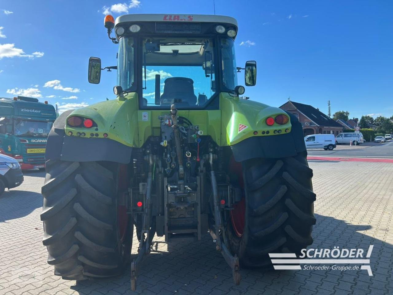 Traktor van het type CLAAS ARION 640, Gebrauchtmaschine in Wildeshausen (Foto 7)