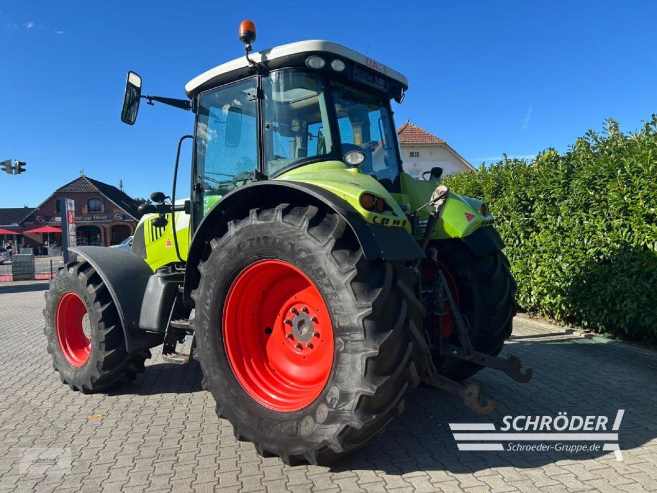 Traktor van het type CLAAS ARION 640, Gebrauchtmaschine in Wildeshausen (Foto 8)