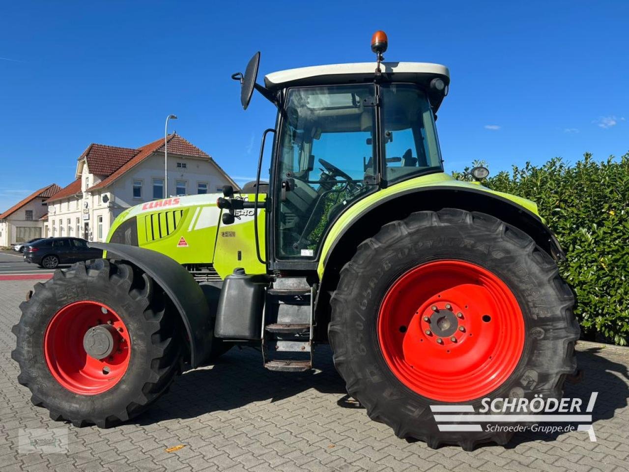 Traktor van het type CLAAS ARION 640, Gebrauchtmaschine in Wildeshausen (Foto 9)