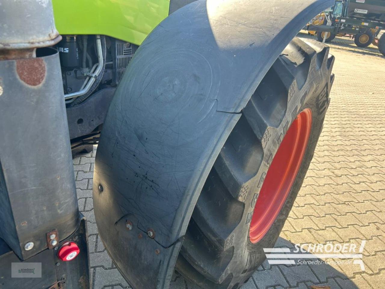 Traktor van het type CLAAS ARION 640, Gebrauchtmaschine in Wildeshausen (Foto 11)