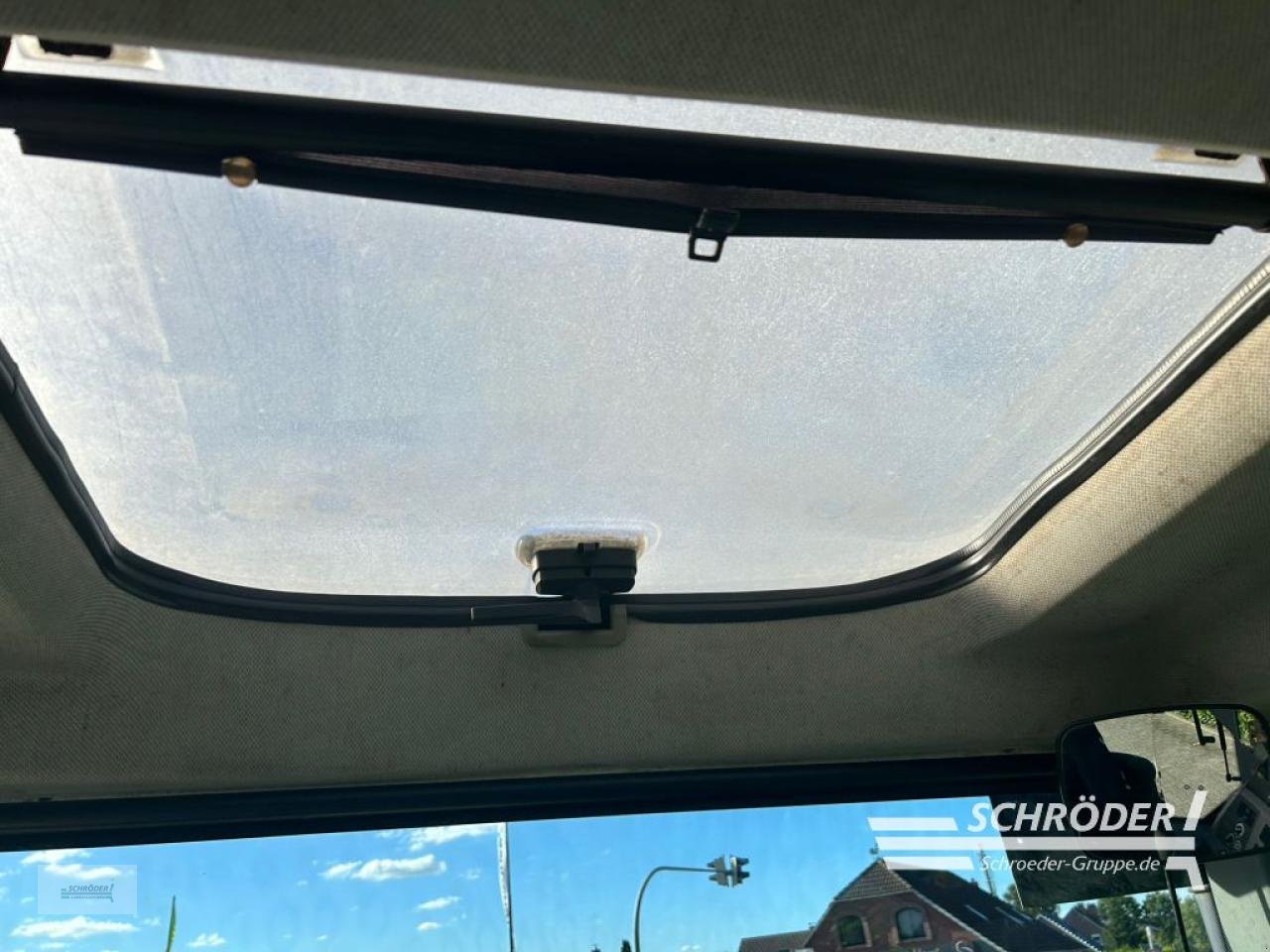 Traktor van het type CLAAS ARION 640, Gebrauchtmaschine in Wildeshausen (Foto 17)