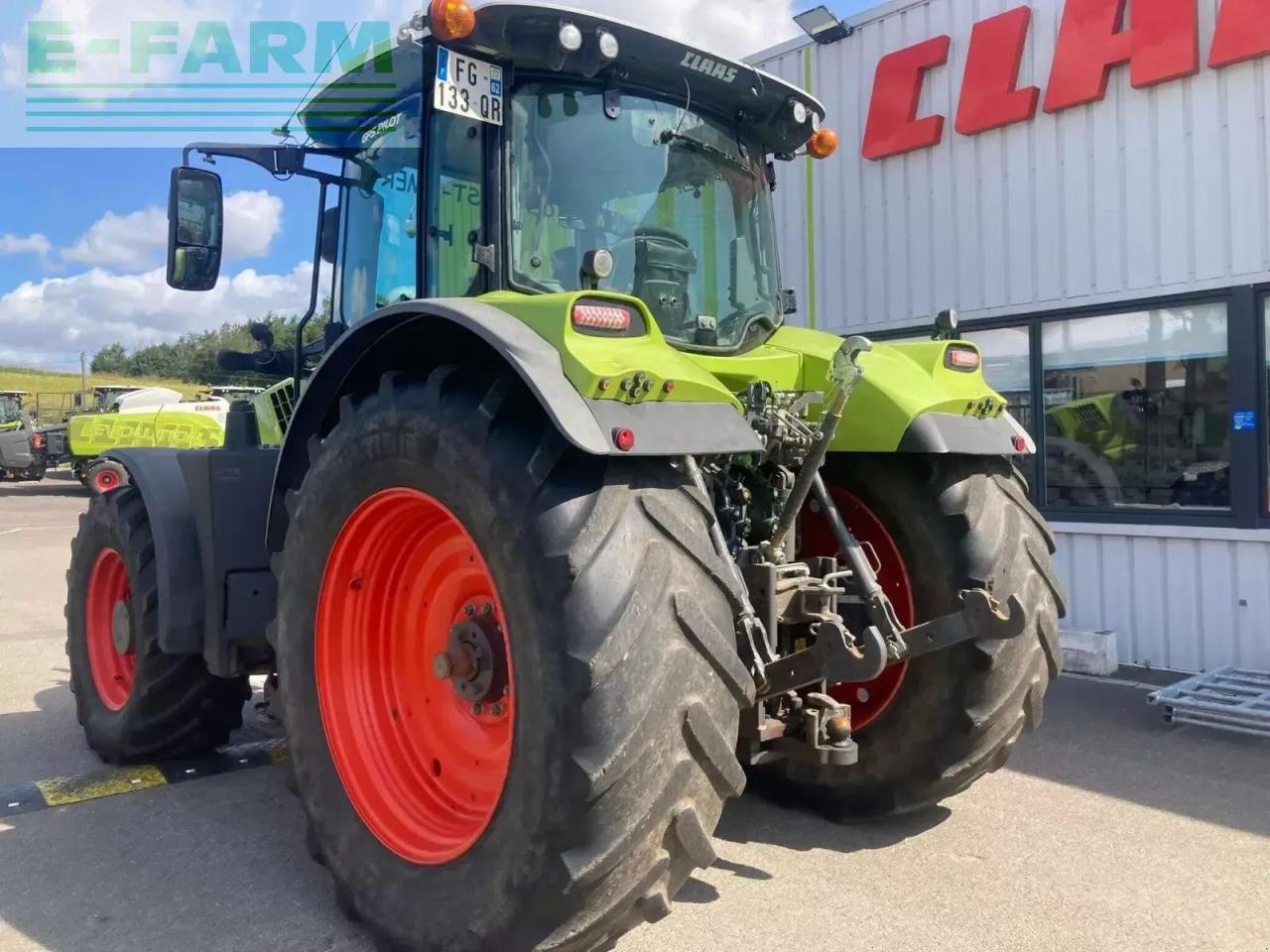 Traktor des Typs CLAAS arion 650 business 18, Gebrauchtmaschine in BLENDECQUES (Bild 2)
