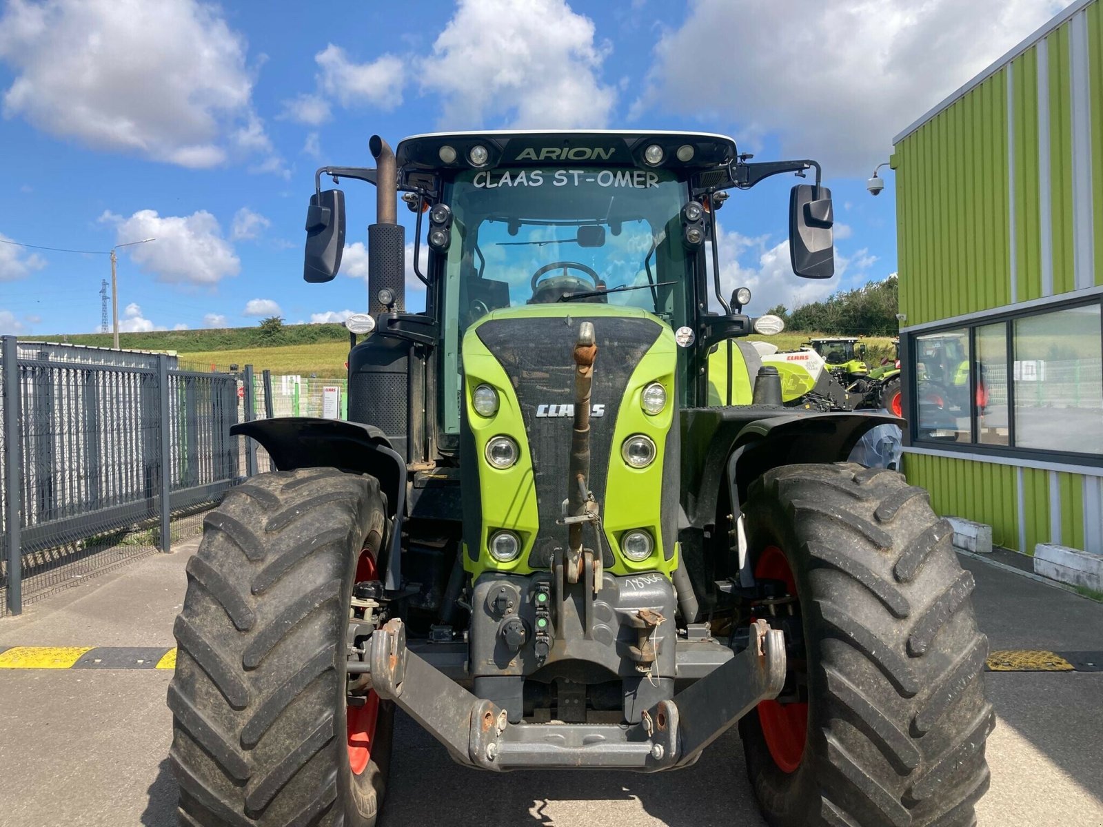 Traktor типа CLAAS ARION 650  BUSINESS 18, Gebrauchtmaschine в BLENDECQUES (Фотография 3)