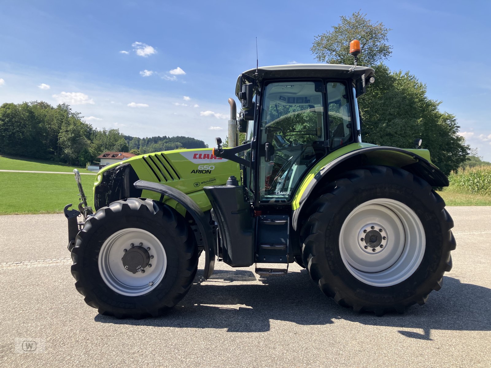Traktor of the type CLAAS Arion 650 C-MATIC CEBIS, Gebrauchtmaschine in Zell an der Pram (Picture 2)