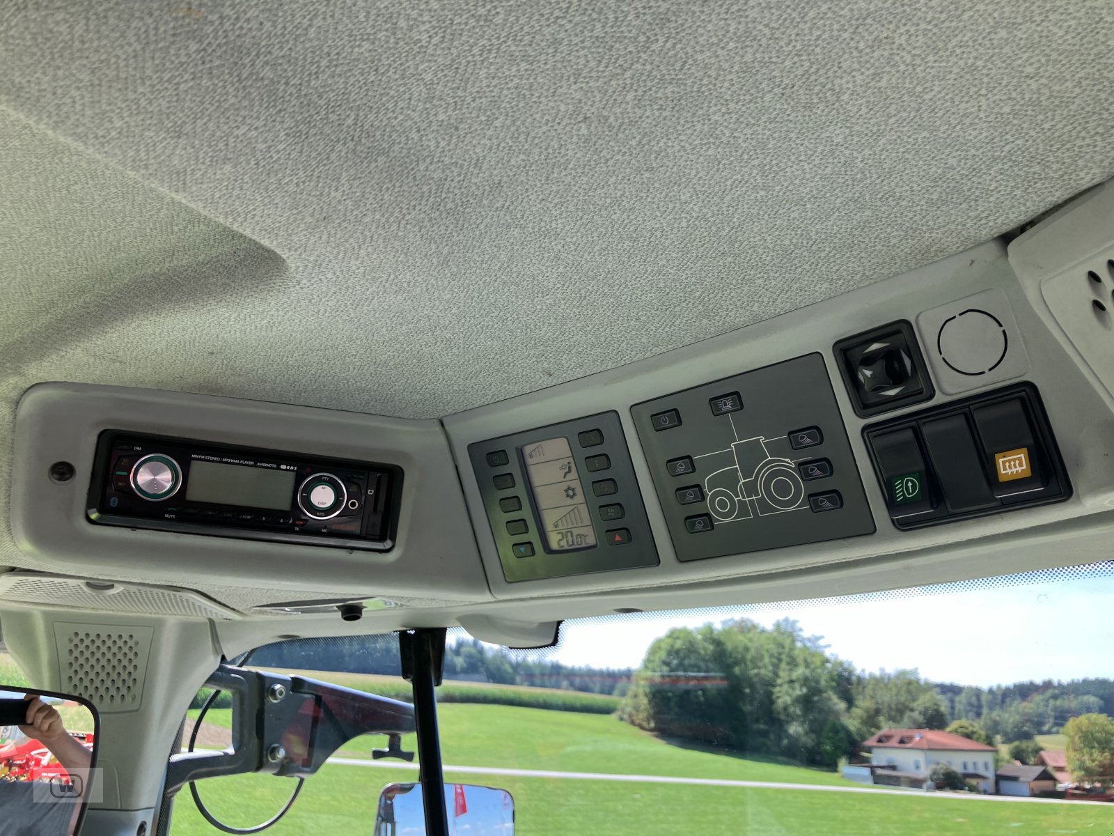 Traktor of the type CLAAS Arion 650 C-MATIC CEBIS, Gebrauchtmaschine in Zell an der Pram (Picture 19)