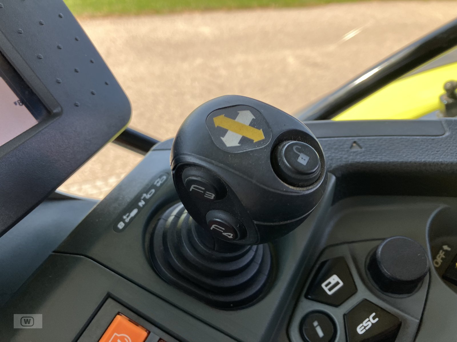 Traktor of the type CLAAS Arion 650 C-MATIC CEBIS, Gebrauchtmaschine in Zell an der Pram (Picture 29)